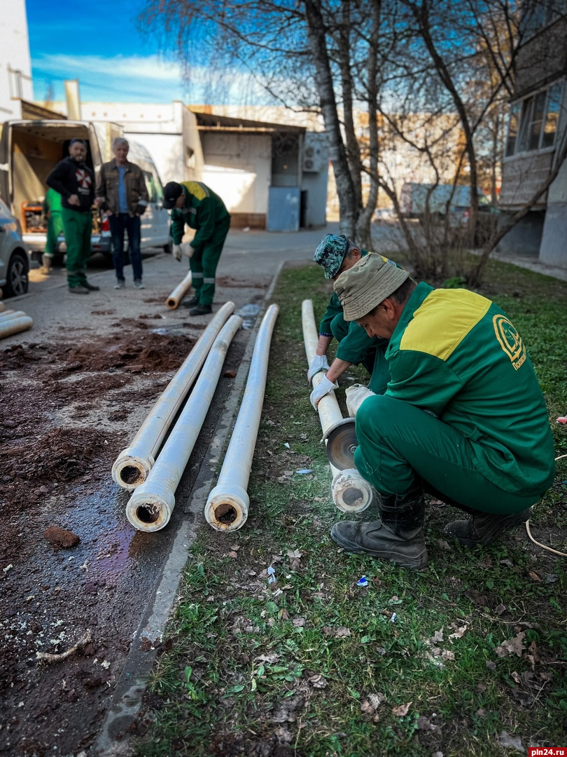 Один из районов Пскова оставят без горячей воды из-за ремонта сетей :  Псковская Лента Новостей / ПЛН