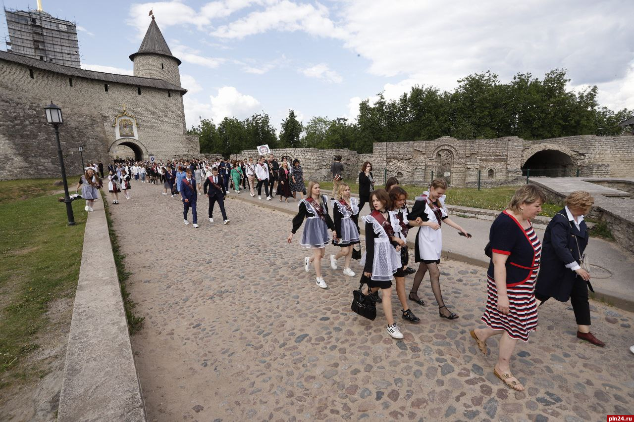 Фотосессия выпускников. Фотосессия последний звонок. ПЛН Псков.