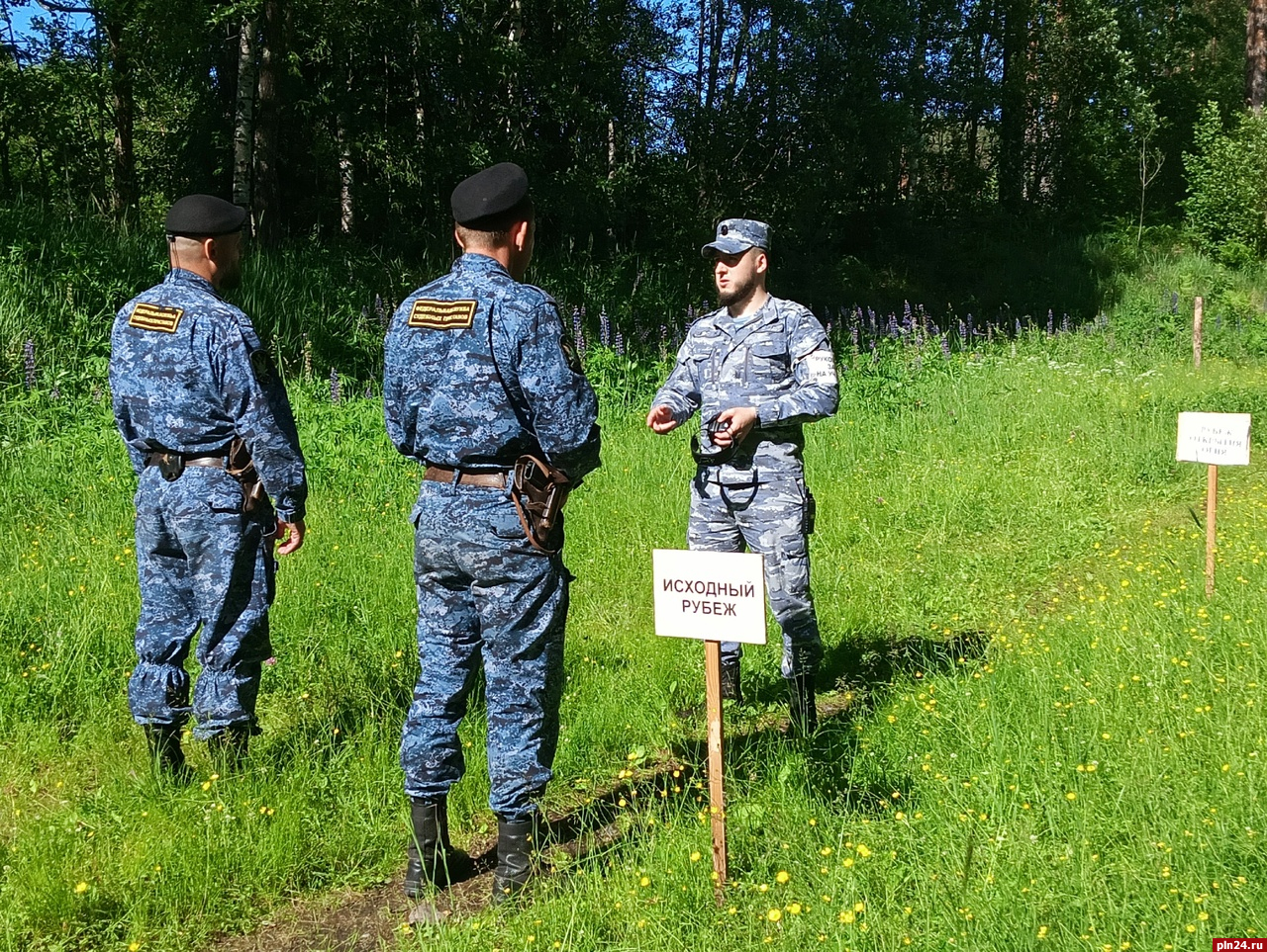 Испытания на право ношения зеленого берета проходят псковские приставы :  Псковская Лента Новостей / ПЛН