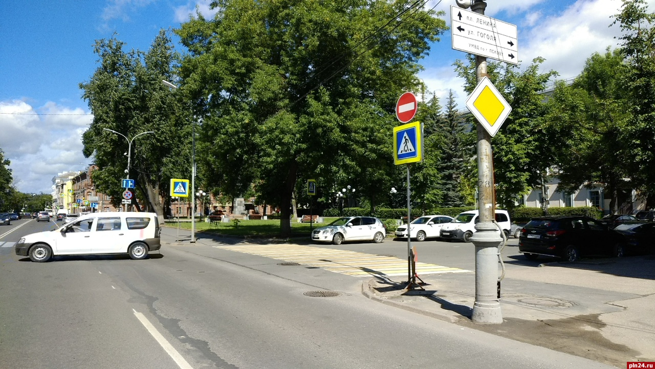 В Пскове ввели одностороннее движение на улице Гоголя : Псковская Лента  Новостей / ПЛН