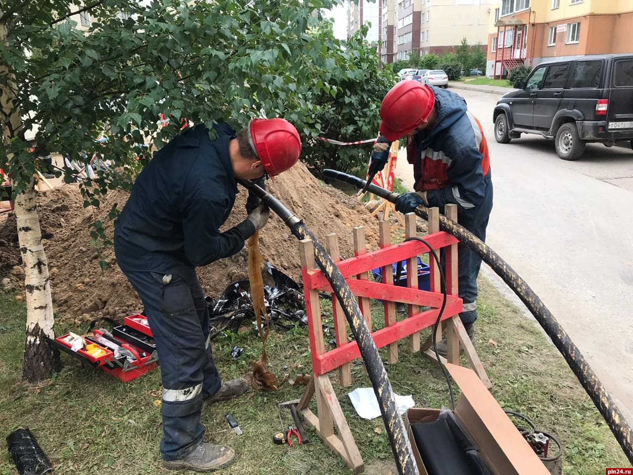 При строительстве подземного перехода в Великих Луках повредили электросети  : Псковская Лента Новостей / ПЛН