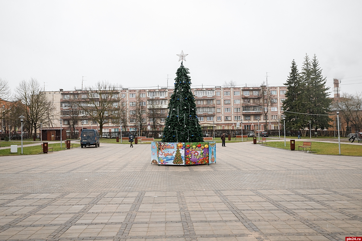 Фото на горького псков