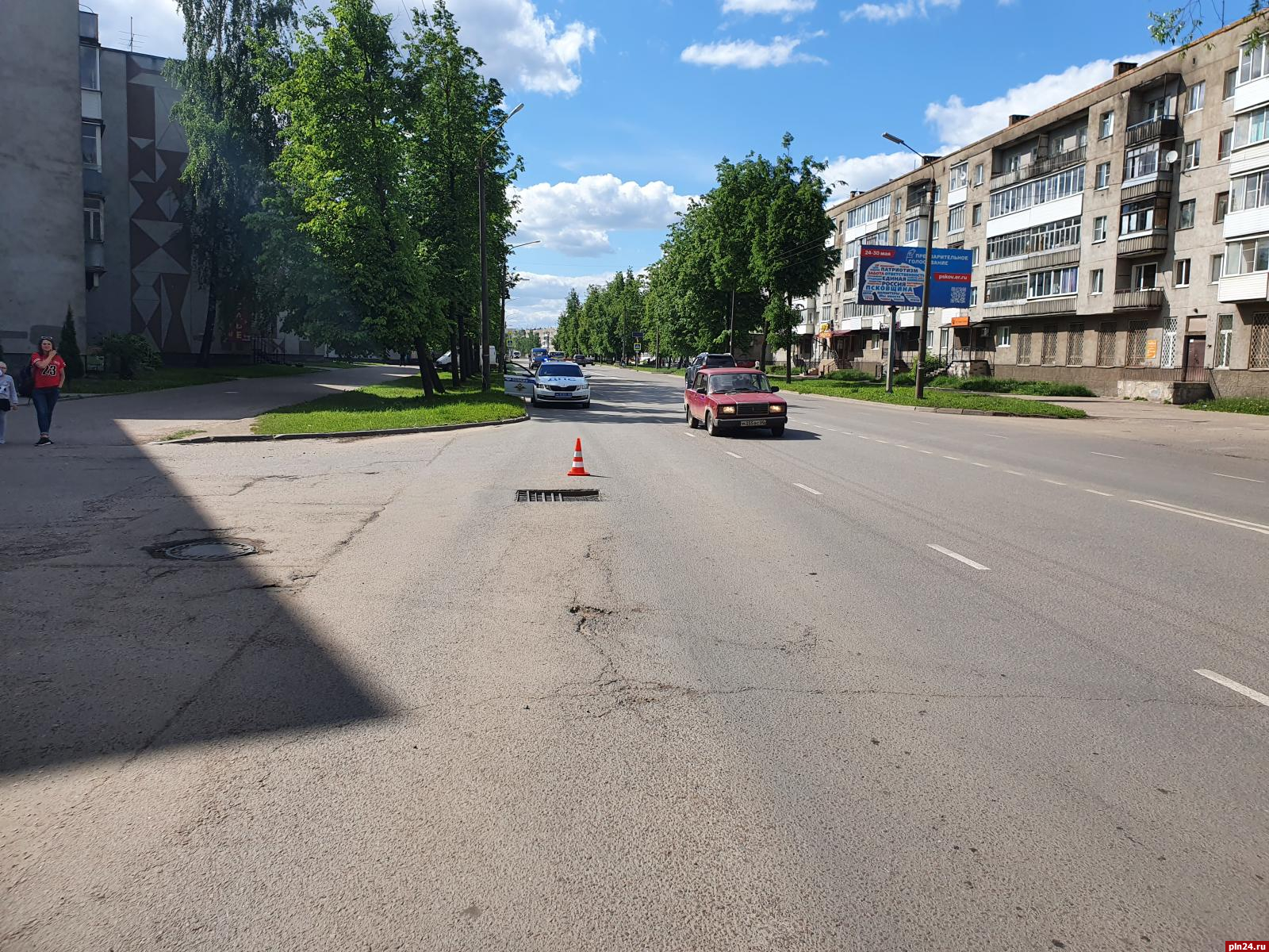 Водитель сбил мужчину на самокате и скрылся с места ДТП в Великих Луках :  Псковская Лента Новостей / ПЛН