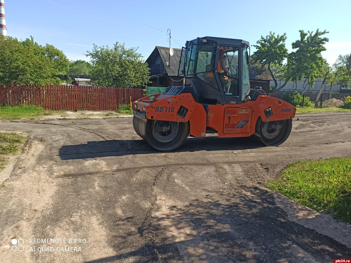 В Пскове завершились работы по ремонту улицы Огородной. ФОТО : Псковская  Лента Новостей / ПЛН