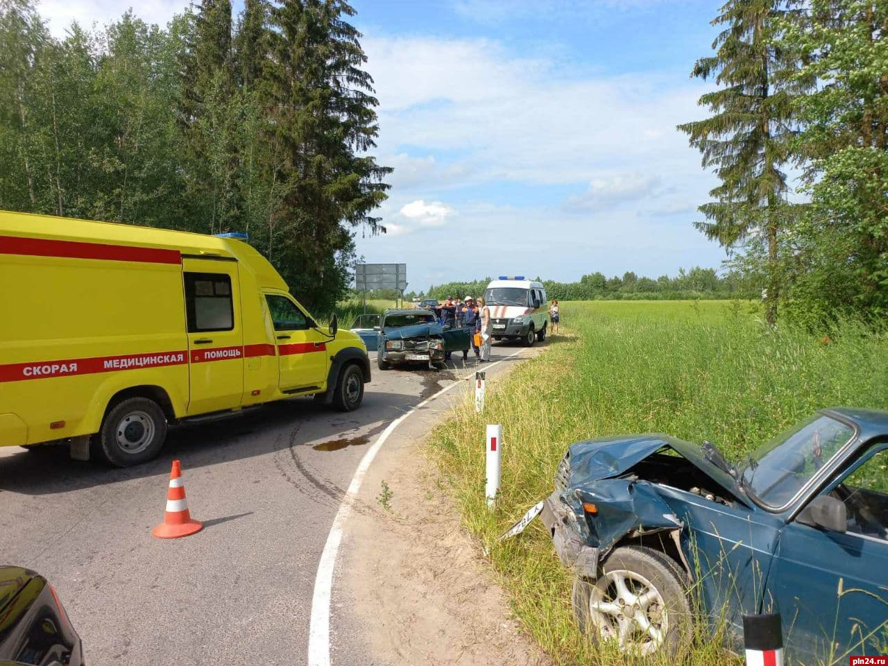 Псков гдов автобус. ДТП Псков трасса Псков Гдов. Дорога Псков Гдов авария. Последние аварии Псков Гдов.