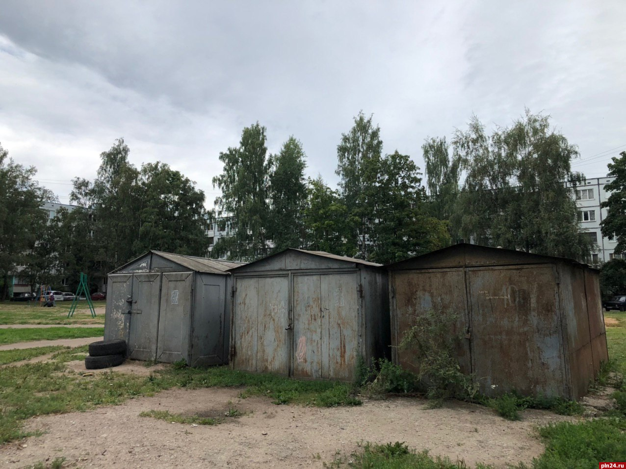 Несколько гаражей на Звездной снесут за нарушение земельного  законодательства