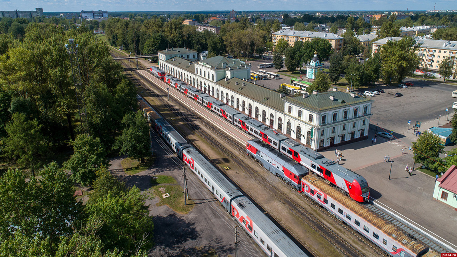 Железнодорожный вокзал Псков