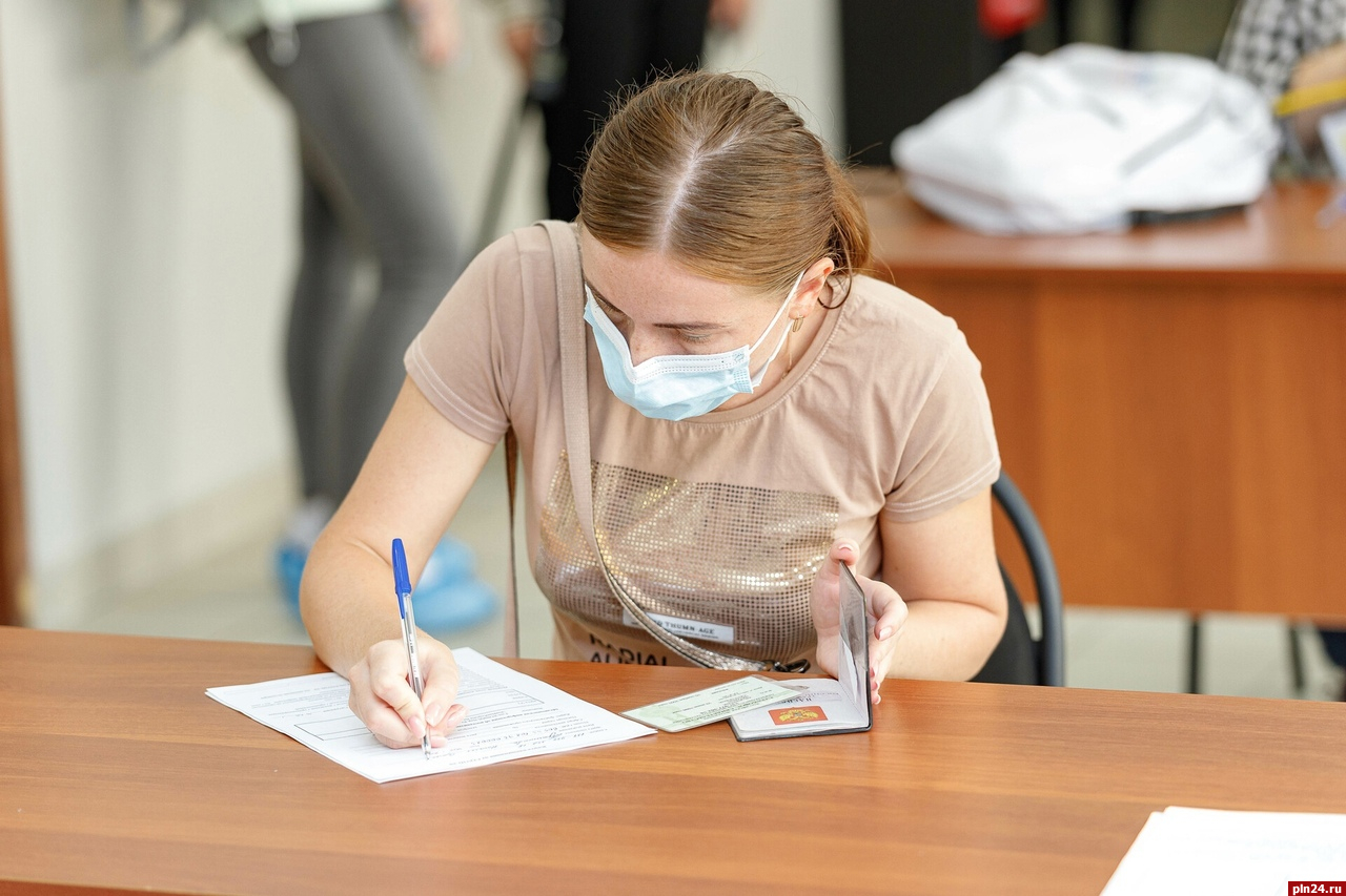 Директор института ПсковГУ прокомментировала ситуацию с допуском на занятия  студентов-антиваксеров : Псковская Лента Новостей / ПЛН