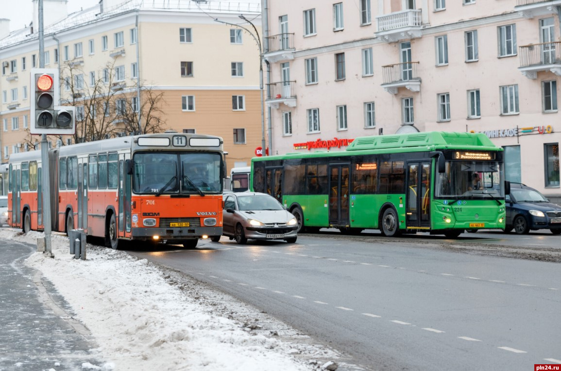 Стали известны новые автобусные маршруты в обход Троицкого моста : Псковская  Лента Новостей / ПЛН