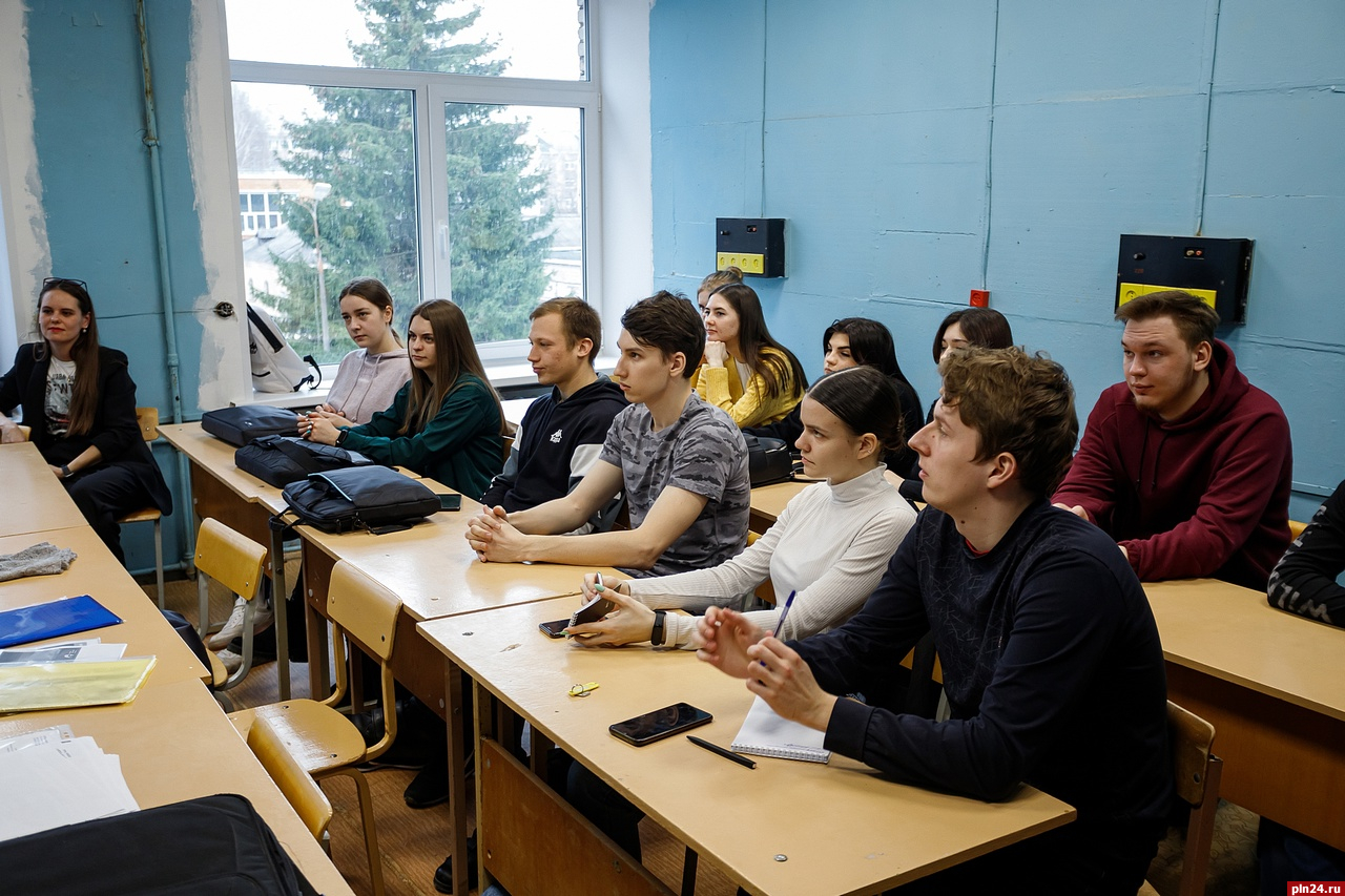 Титан-Полимер» представил вакансии псковским студентам : Псковская Лента  Новостей / ПЛН