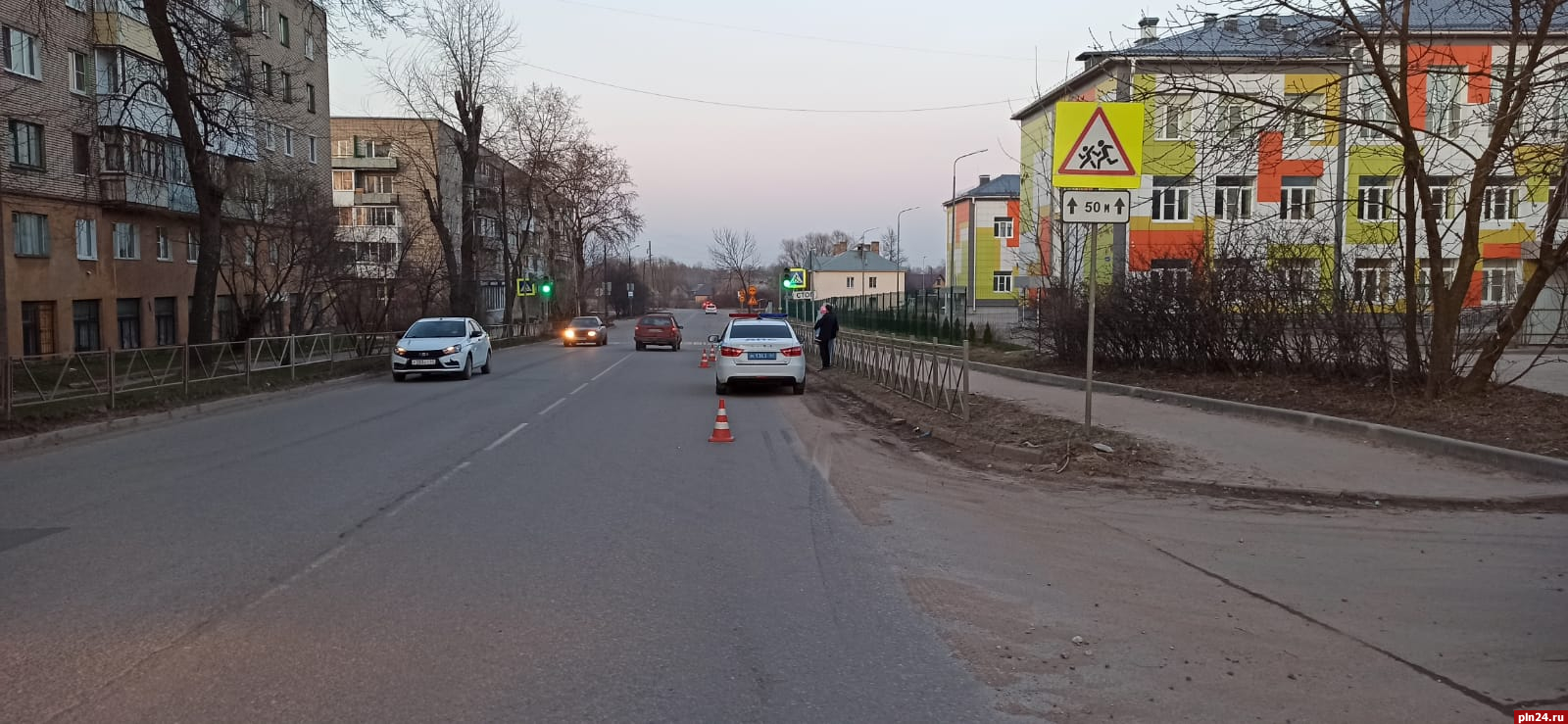 Водитель-женщина сбила девочку на проспекте Гагарина в Великих Луках :  Псковская Лента Новостей / ПЛН