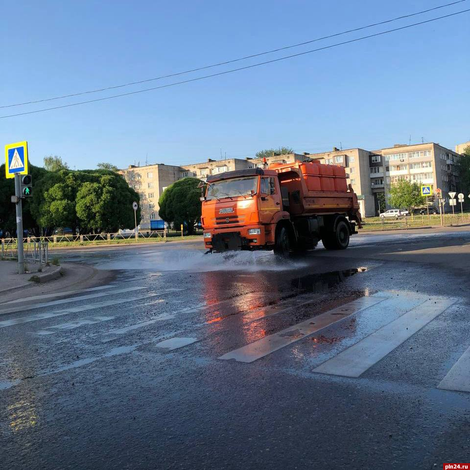 О работе по содержанию города в надлежащем виде отчитались в Великих Луках  : Псковская Лента Новостей / ПЛН