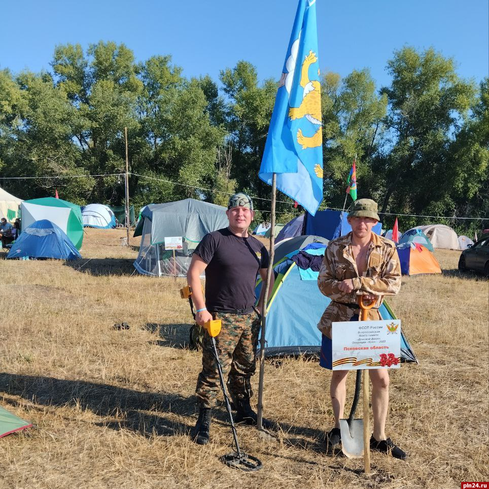 Судебные приставы из Пскова приняли участие в Вахте Памяти в Волгоградской  области