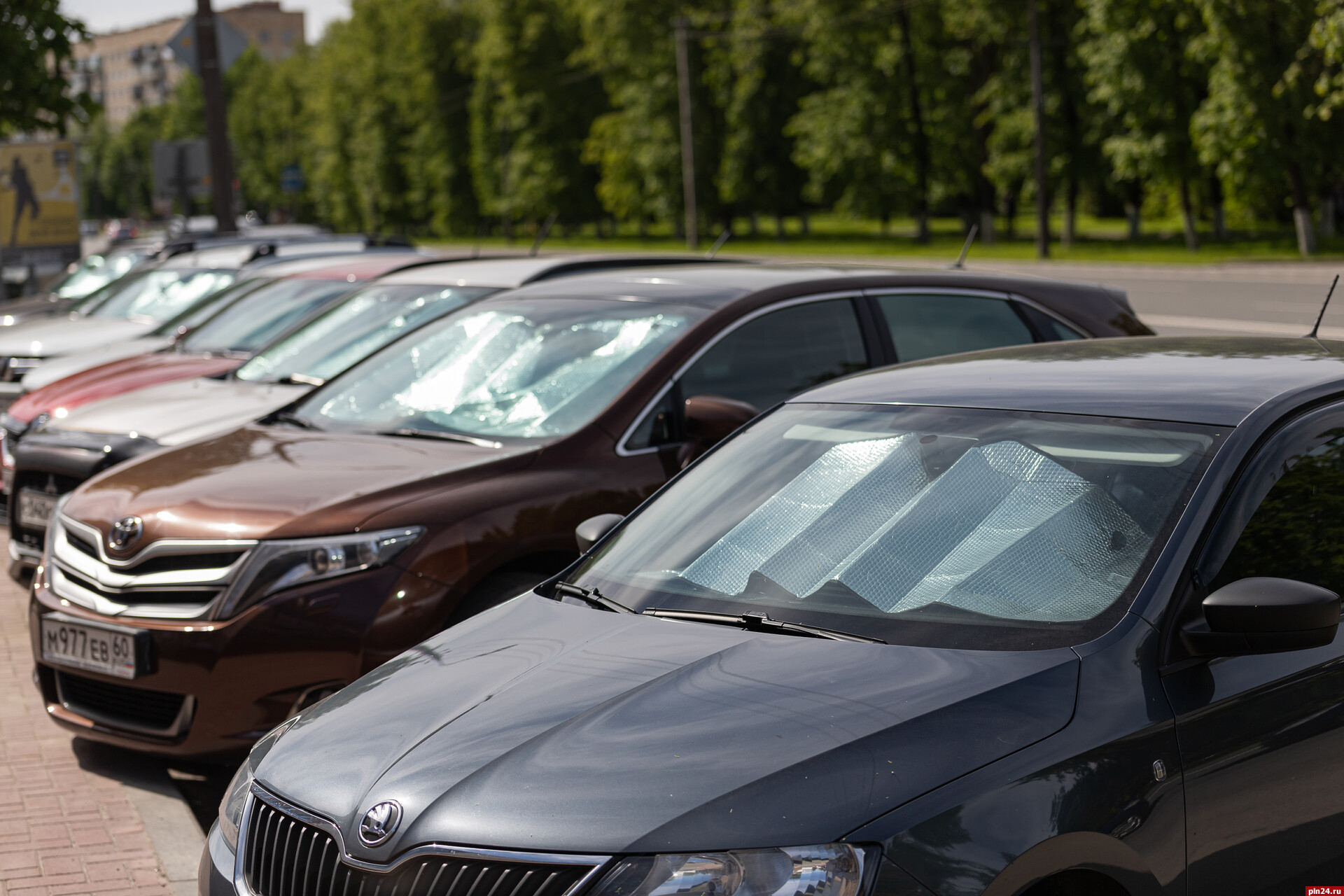 Почти 300 тысяч автомобилей насчитывалось в Псковской области в 2022 году :  Псковская Лента Новостей / ПЛН