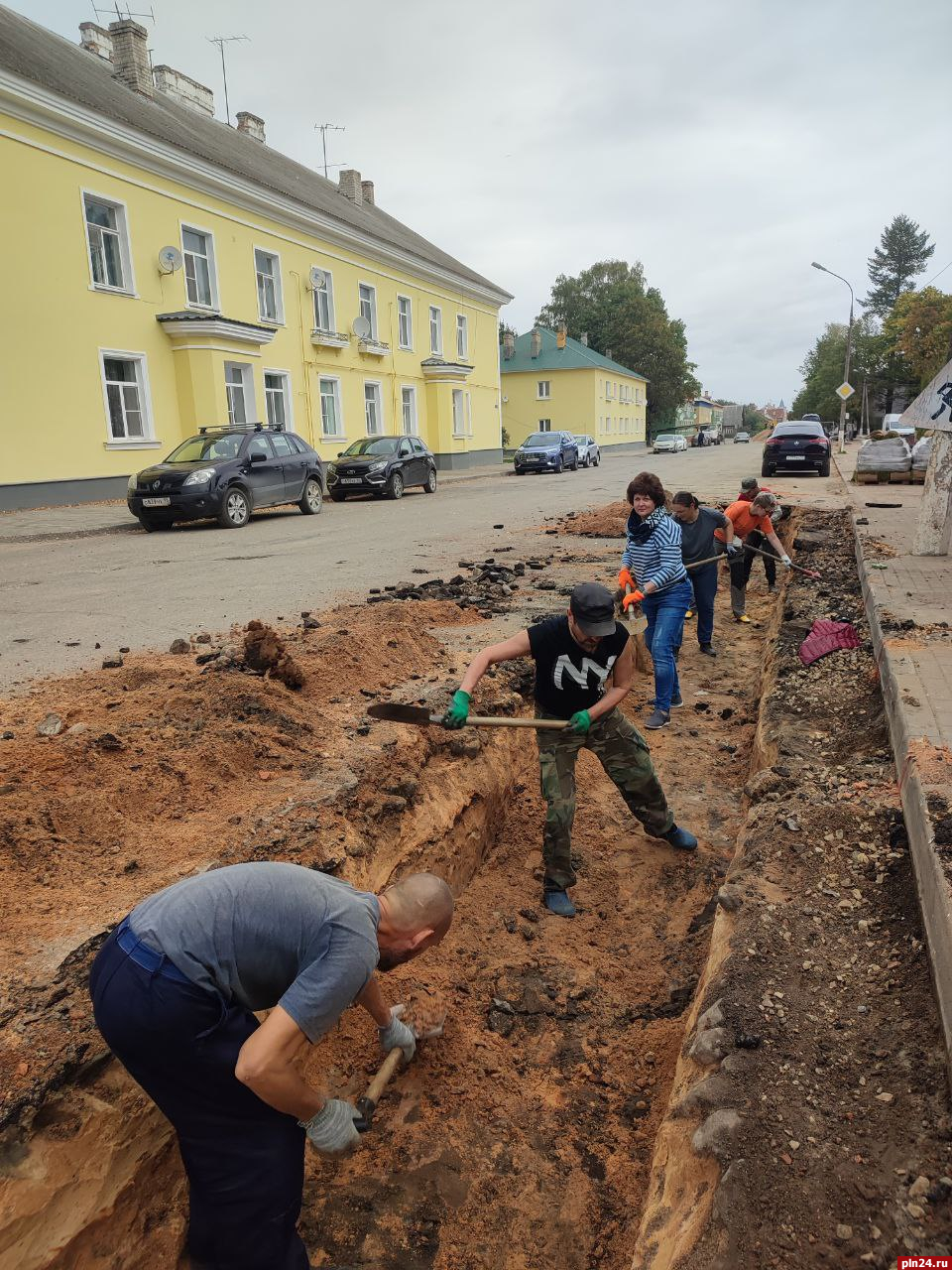 Остатки деревянных мостовых раскрылись при раскопках в Печорах : Псковская  Лента Новостей / ПЛН