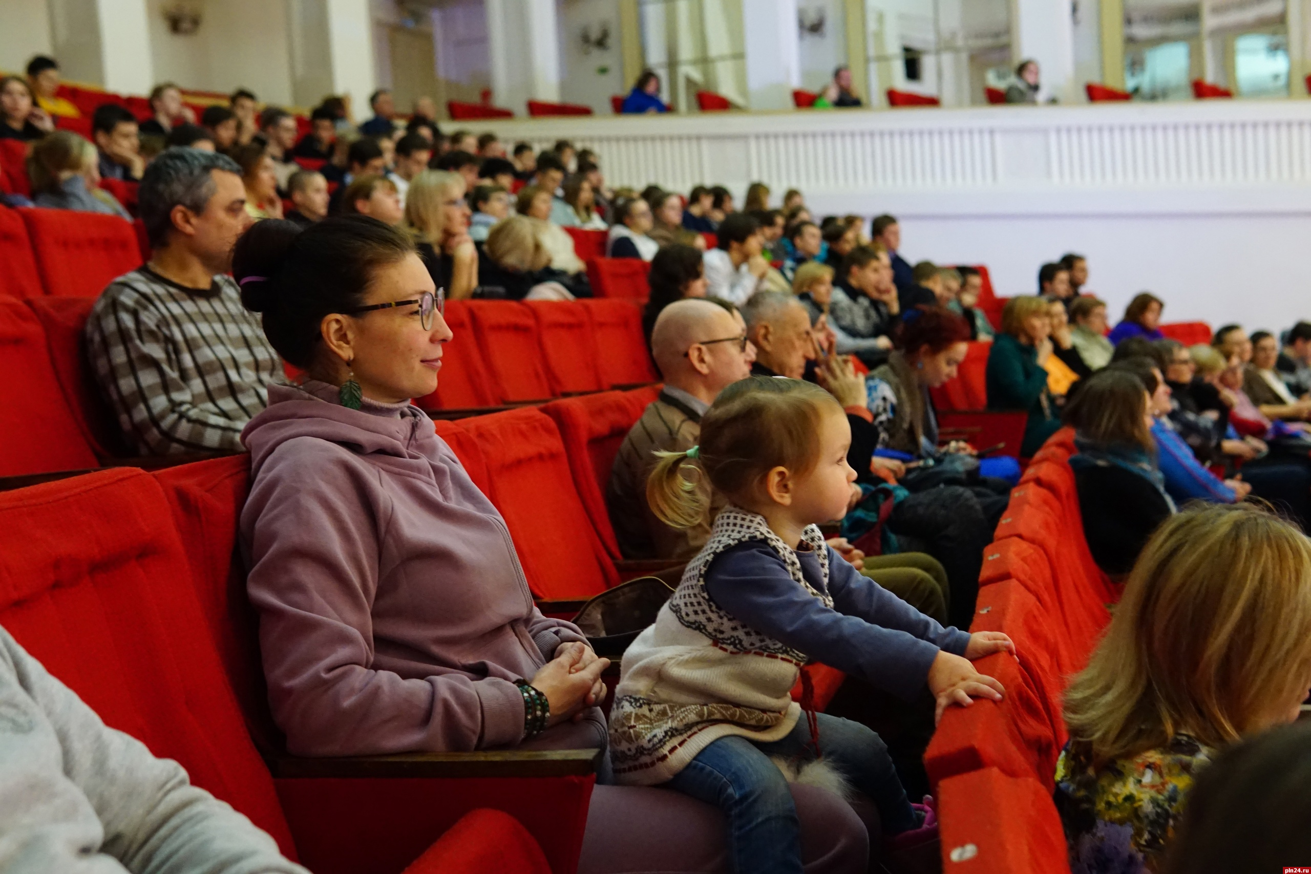 Фестиваль «Пушкин и…» торжественно открыли в «Михайловском» : Псковская  Лента Новостей / ПЛН