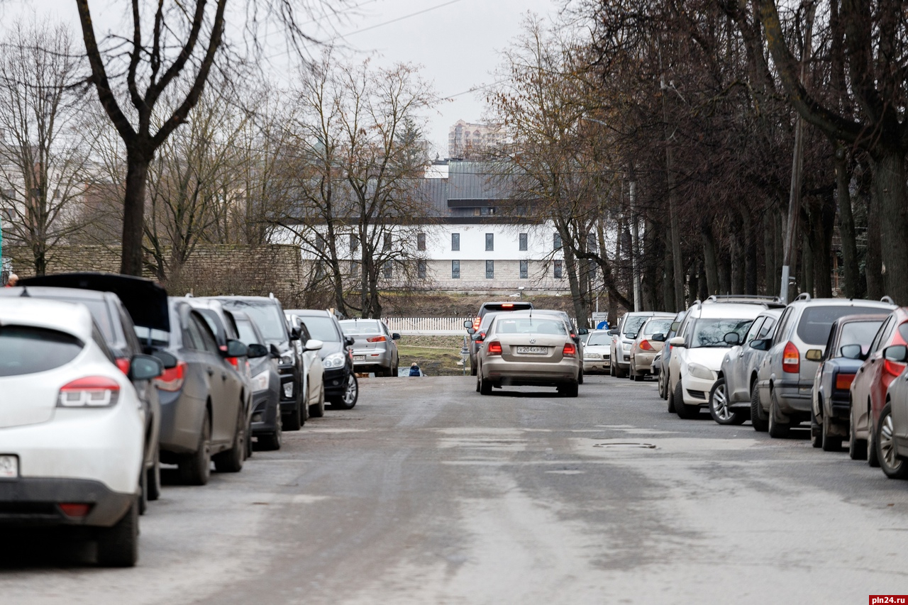 Названы ценные экземпляры на рынке подержанных автомобилей : Псковская  Лента Новостей / ПЛН