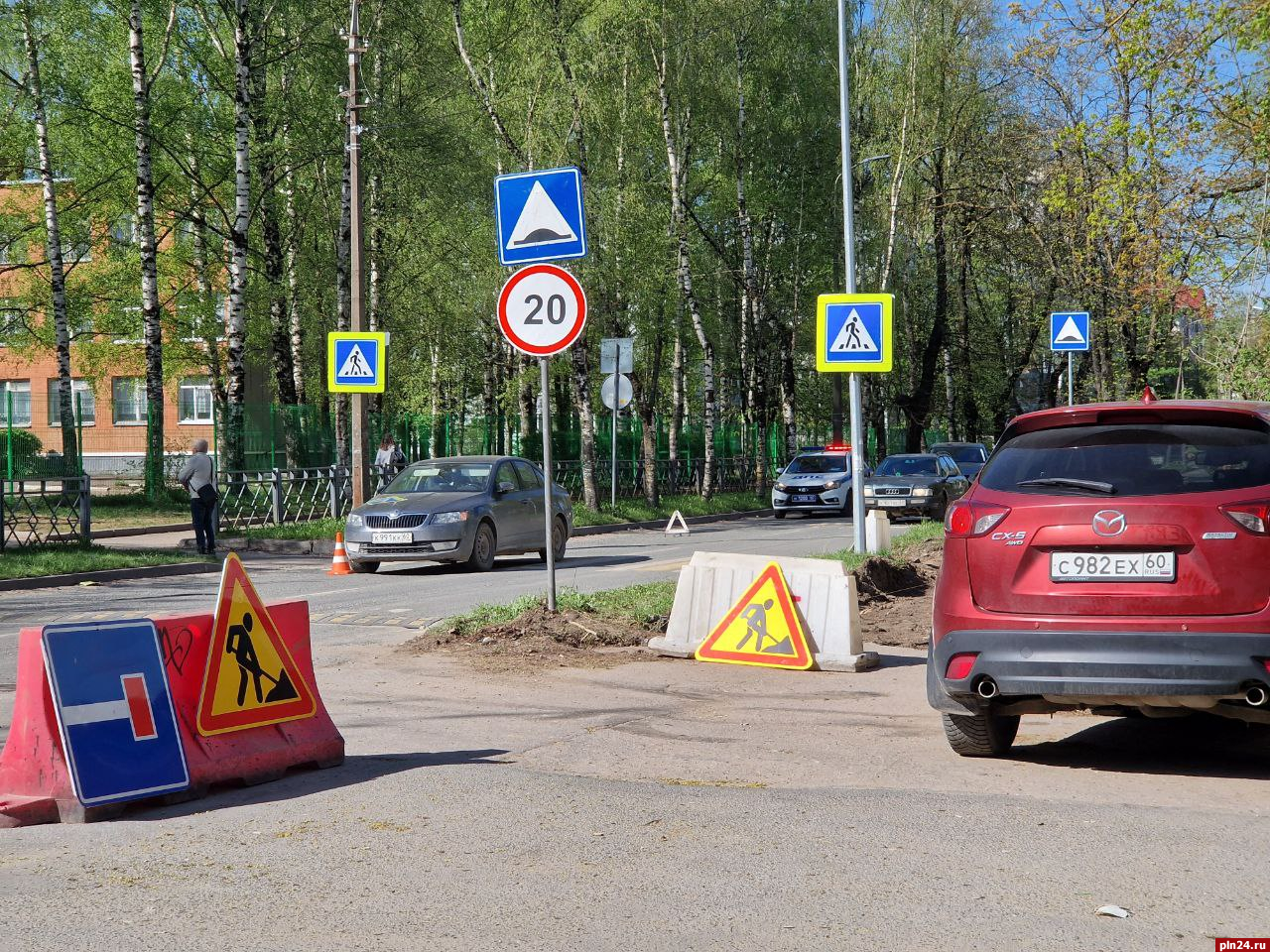 Пешеход пострадал в результате наезда автомобиля на улице Розы Люксембург в  Пскове : Псковская Лента Новостей / ПЛН