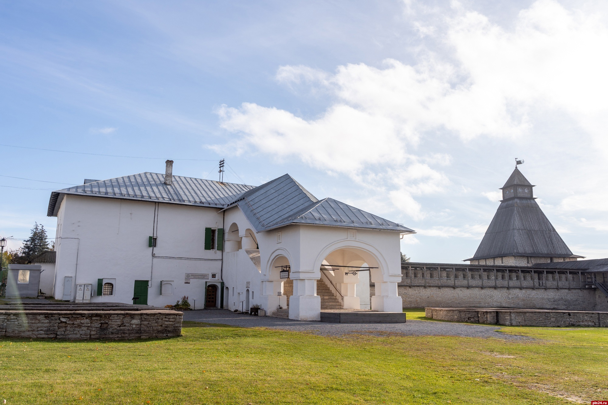 Масштабную экскурсию по историческому центру Пскова организуют музейщики :  Псковская Лента Новостей / ПЛН