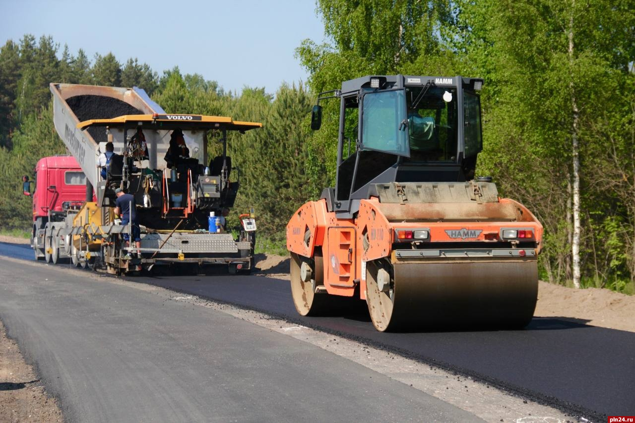 Псковавтодор приступил к асфальтированию автомобильной дороги  Гверстонь-Крупп-Кулье : Псковская Лента Новостей / ПЛН