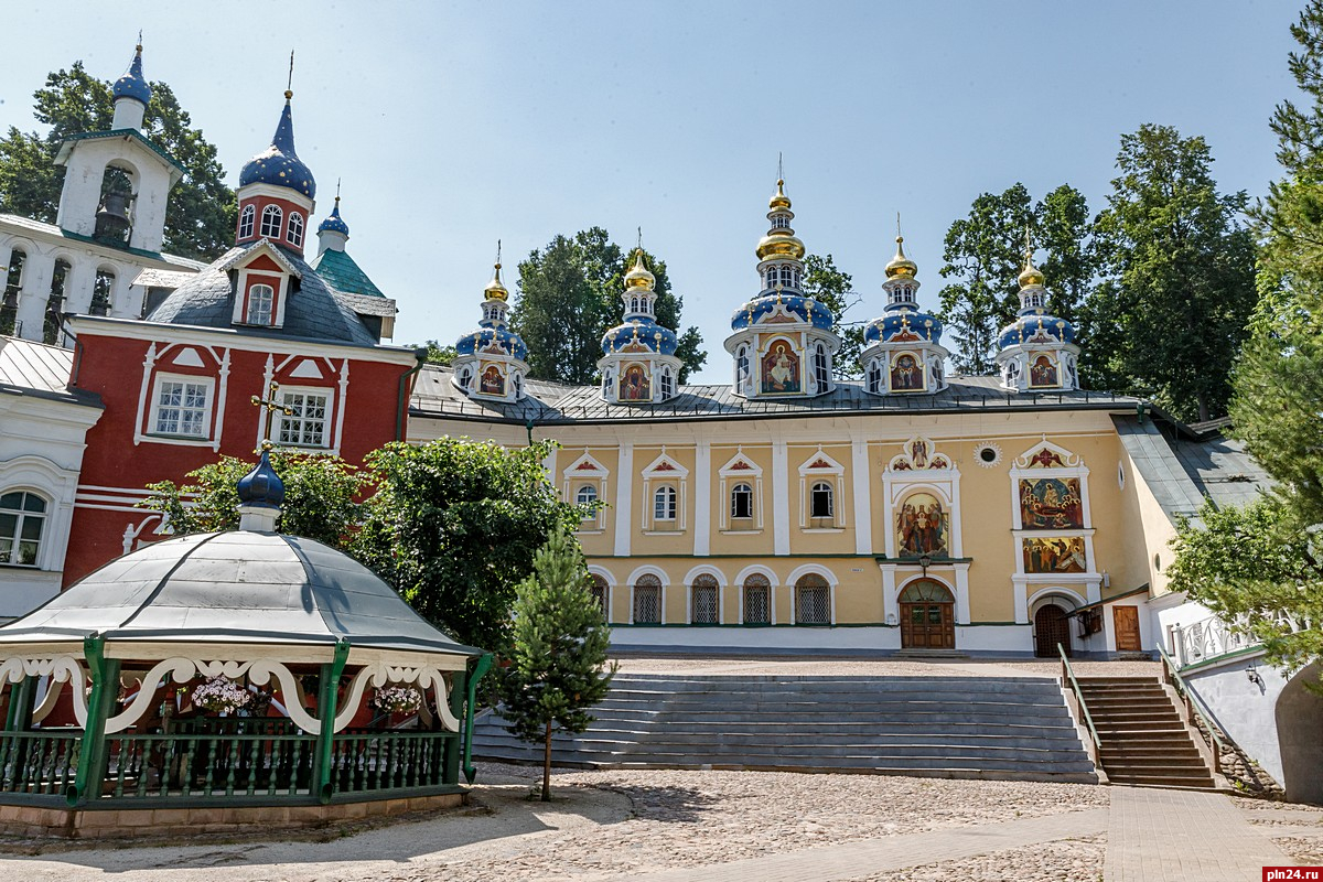 Псково печерский монастырь картинки