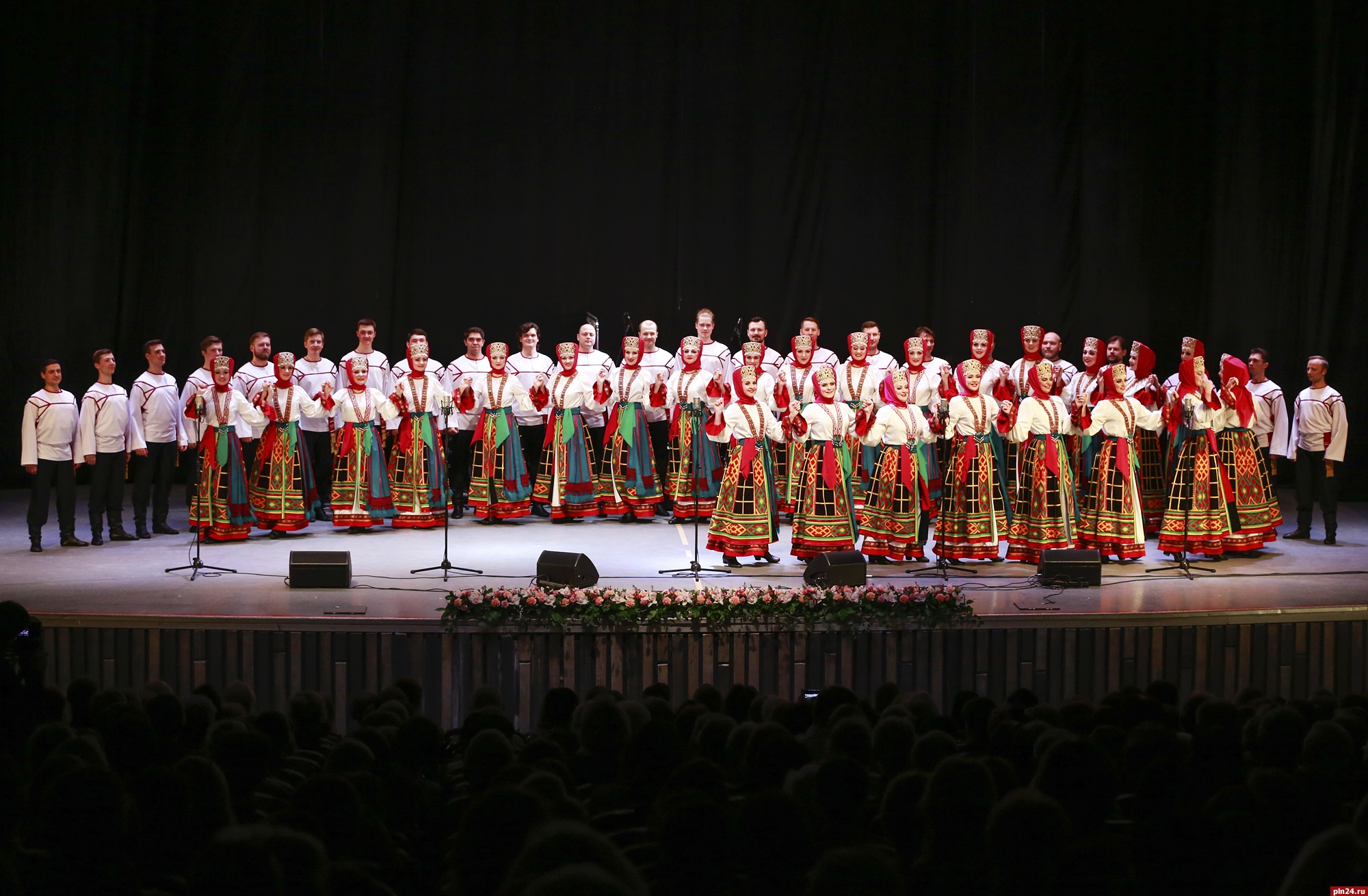 Государственные хоры русской песни