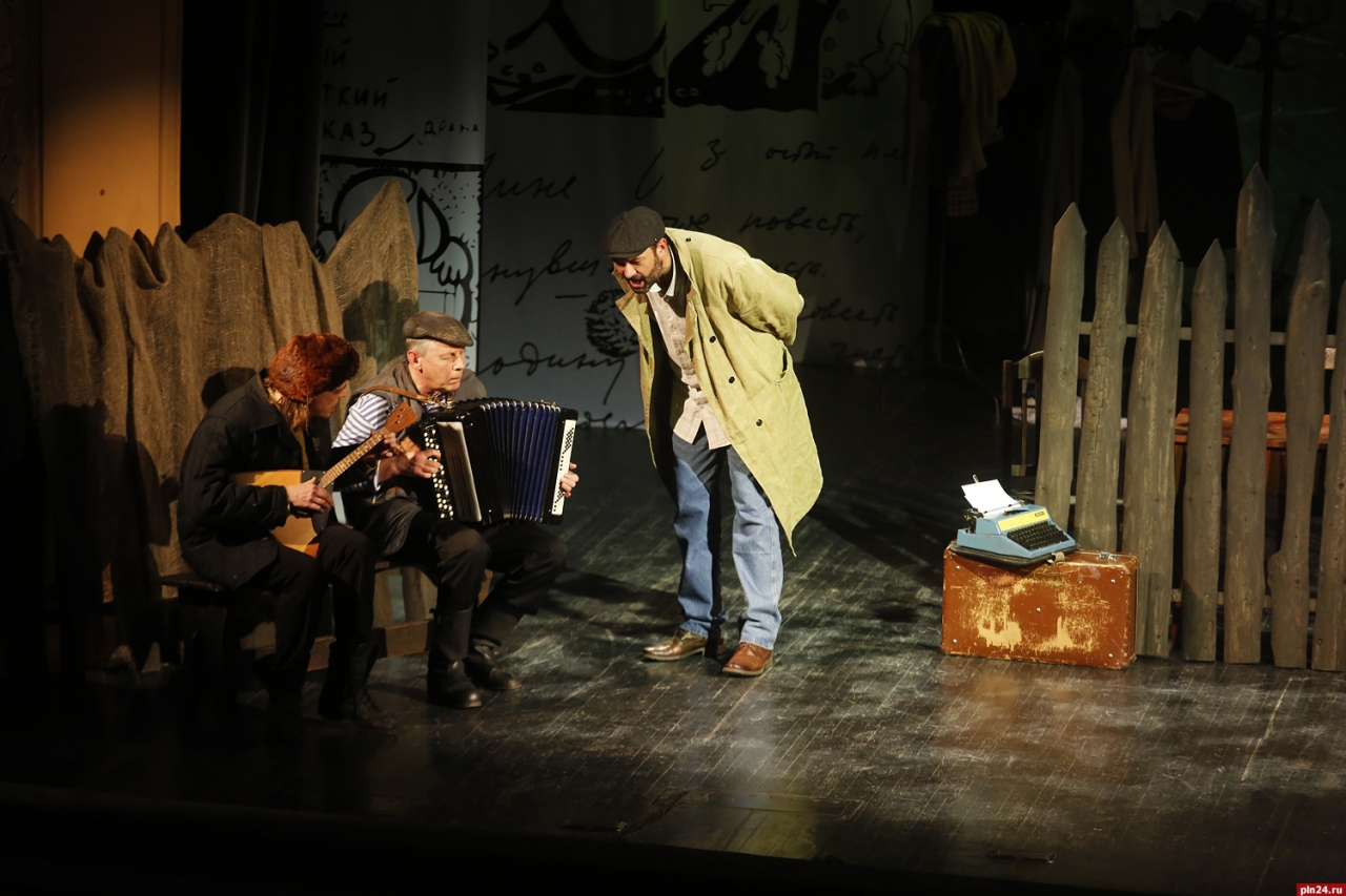 спектакль добрынин и артемьева. современные люди спектакль. современные люди спектакль. современные люди спектакль. тимофей кулябин онегин.